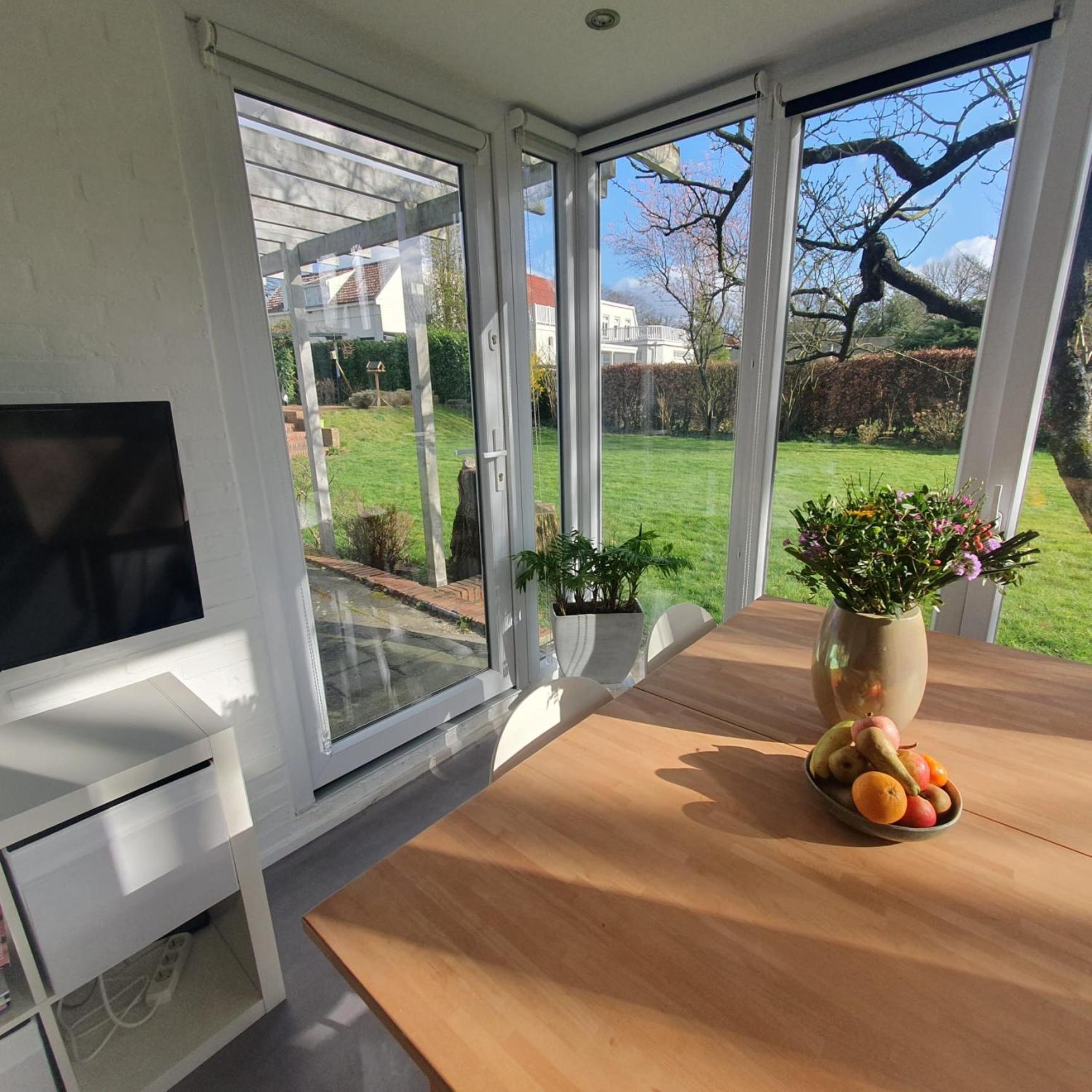 Zelfstandig Gastenverblijf In Het Groene Haren Nabij Groningen Buitenkant foto