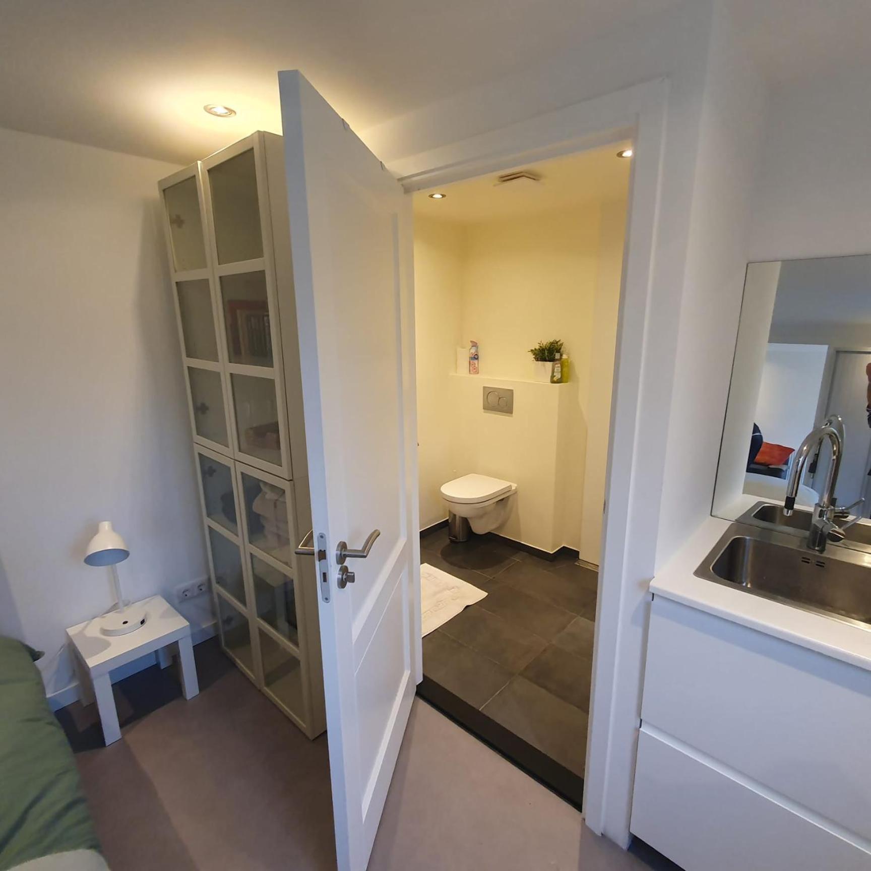 Zelfstandig Gastenverblijf In Het Groene Haren Nabij Groningen Buitenkant foto